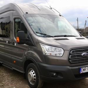 FORD-TRANSIT-II-1